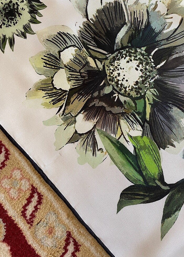 Elie saab ipek twill eşarp - Görsel 4