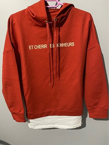 Kapüşonlu sweatshirt