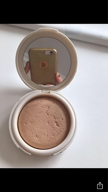Flormar pudra 20 numara soft beige