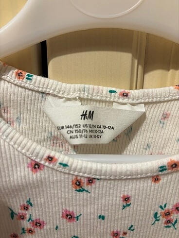 10 Yaş Beden H&M tişört yeni gibi