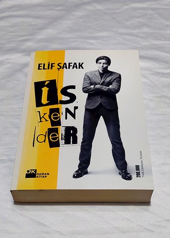 Elif Şafak - İskender
