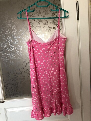 Kadın çiçek desenli pembe elbise - Görsel 11