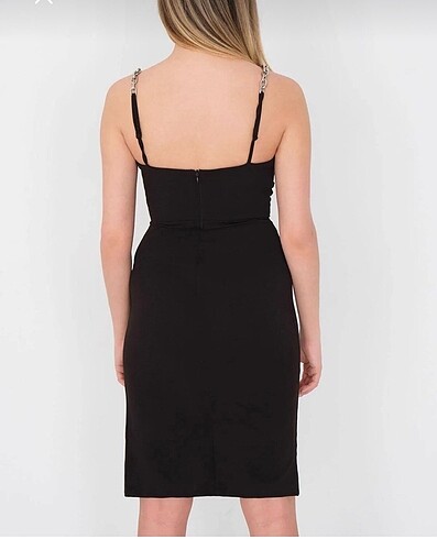 Yırtmaçlı elbise - Görsel 2