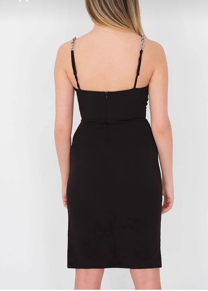 Yırtmaçlı elbise - Görsel 2