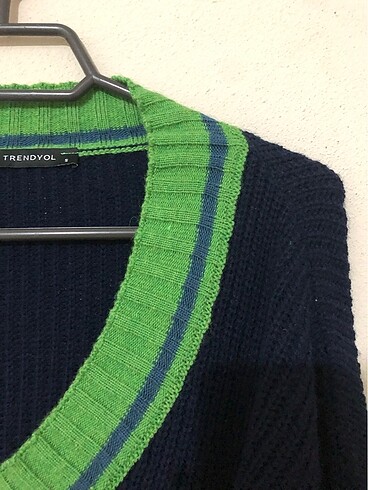 lacivert crop triko kazak - Görsel 4