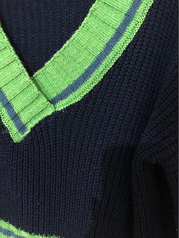 lacivert crop triko kazak - Görsel 3