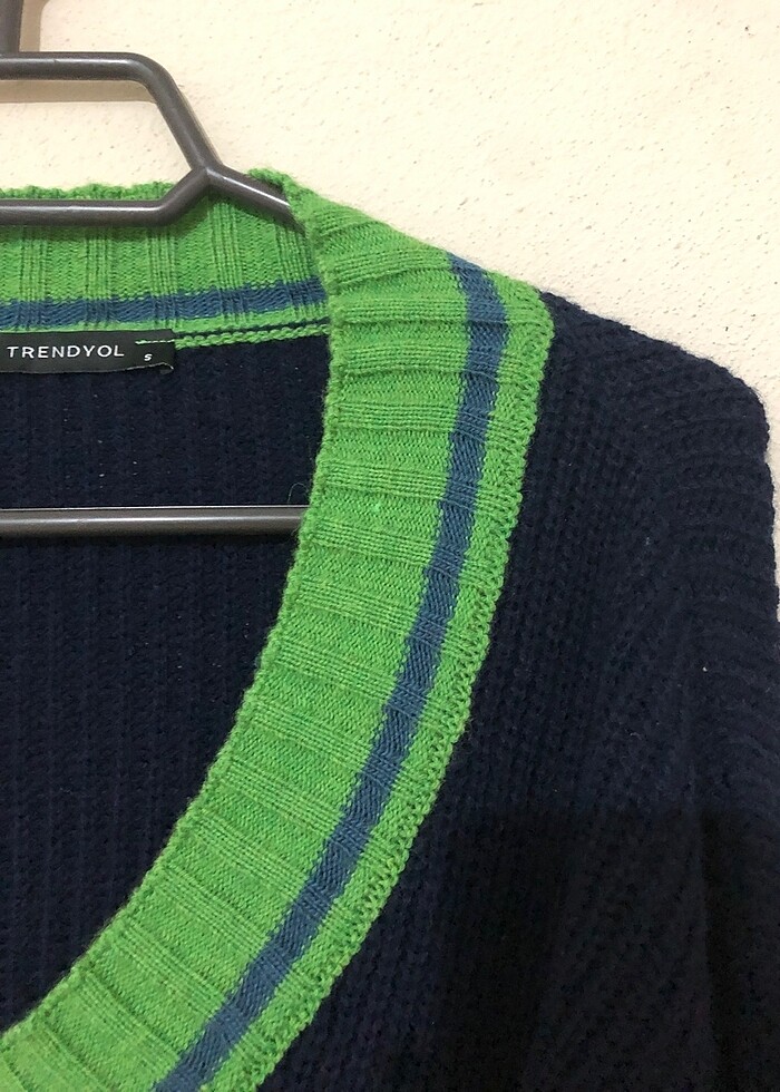 lacivert crop triko kazak - Görsel 4