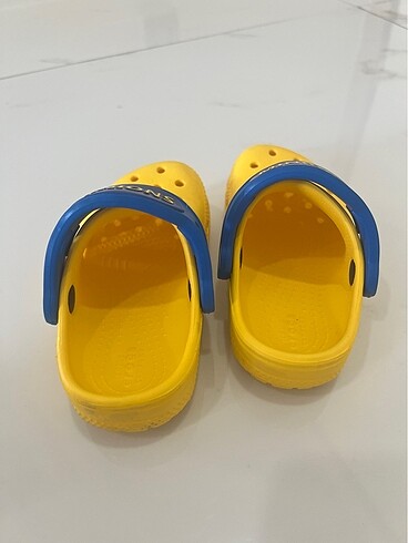 23 Beden Crocs minion çocuk terlik