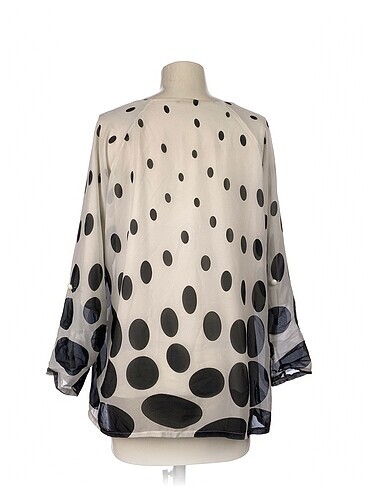 xl Beden PreLoved Bluz %70 İndirimli.