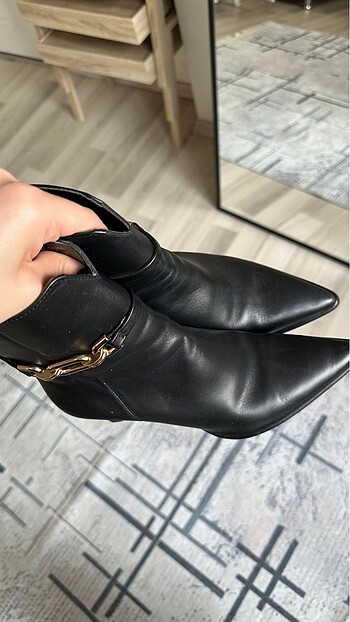 37 Beden zara bot