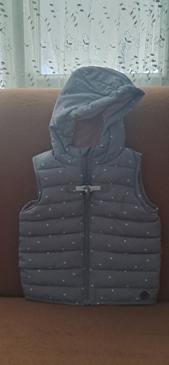 Kapüşonlu kizÇocuk Gri Yelek kalp desenli - Görsel 2