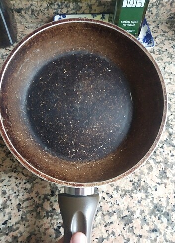 Granit Tava
