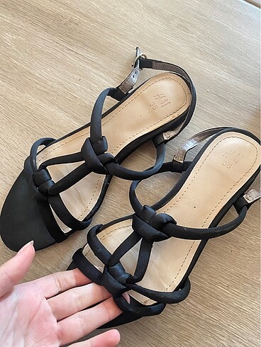 H&M Sandalet