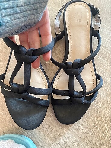 36 Beden H&M Sandalet