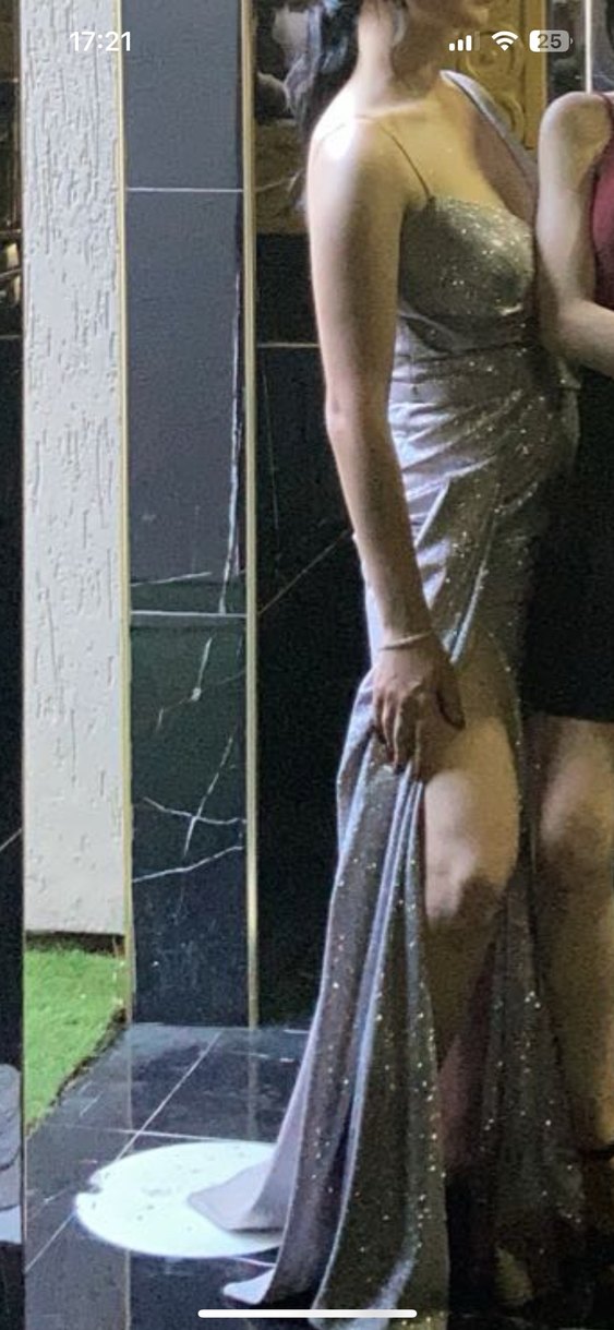 Parlak Gri Uzun Straplez Abiye Elbise - Görsel 2