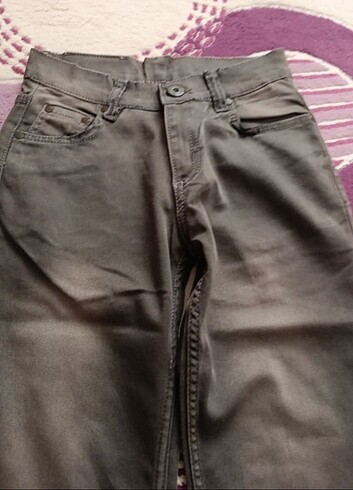 13-14 Yaş Beden gri Renk Yetişkin çocuk kot pantolon.Sıfır ürün 