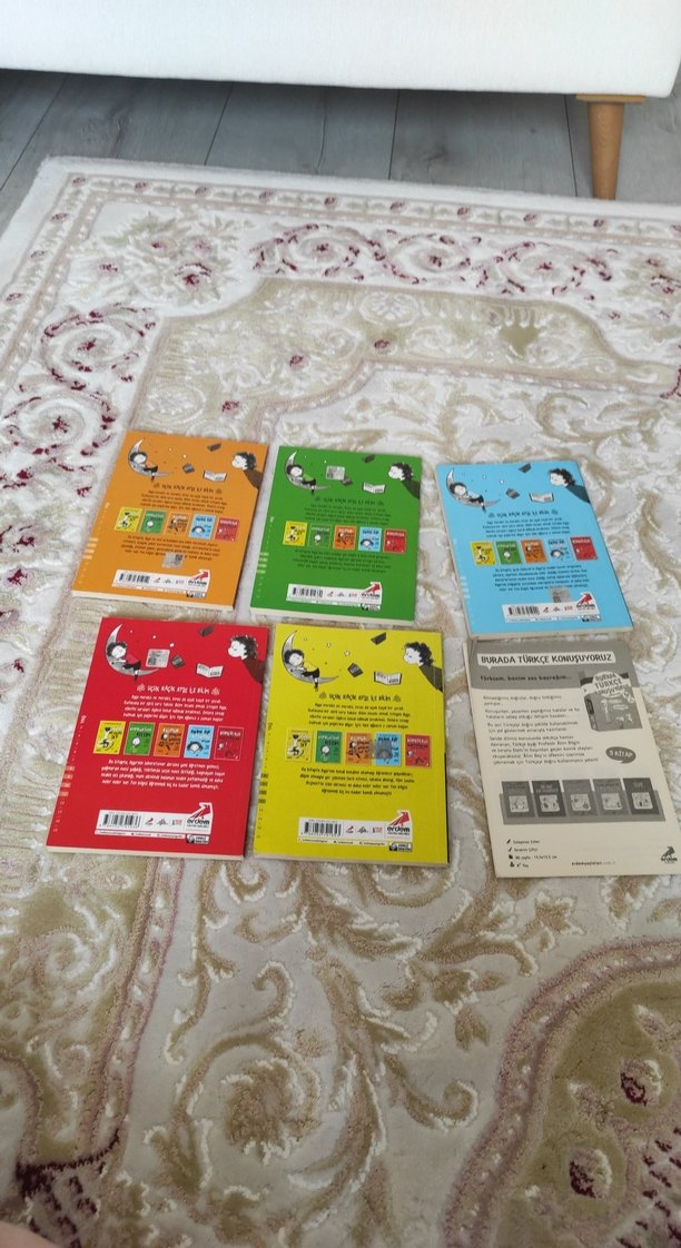 Çocuklar için Bilim ve Komedi Kitapları Seti - Görsel 2