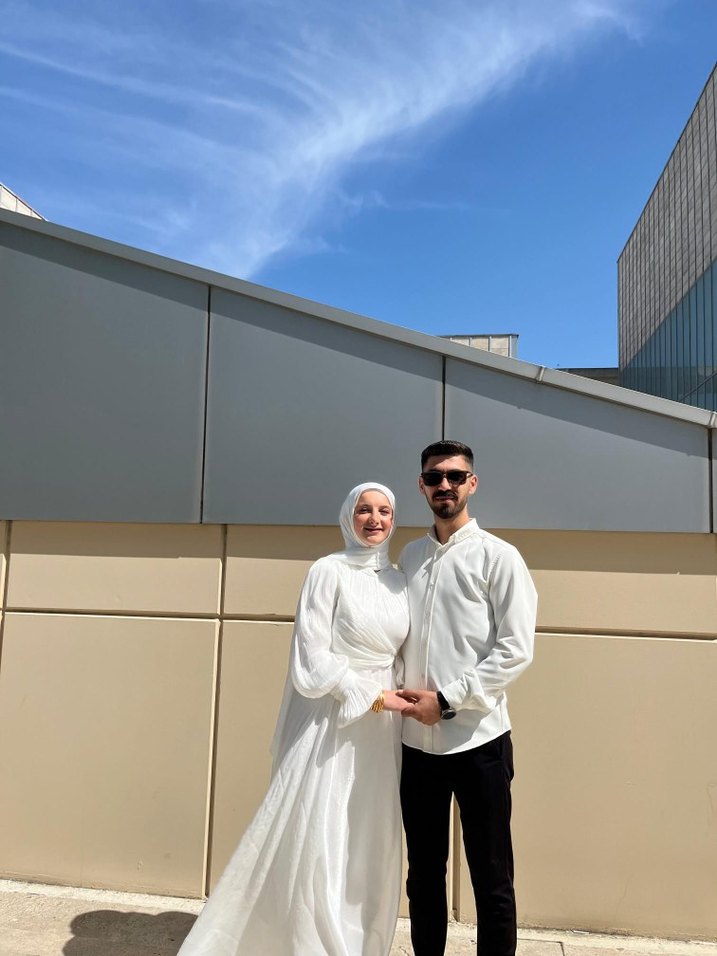 Uzun Kollu Beyaz Bohem Tesettür Abiye Elbise - Görsel 4