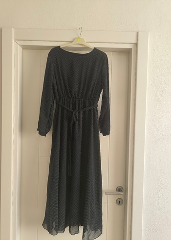 Zara Kadın Siyah Uzun Pilili Elbise