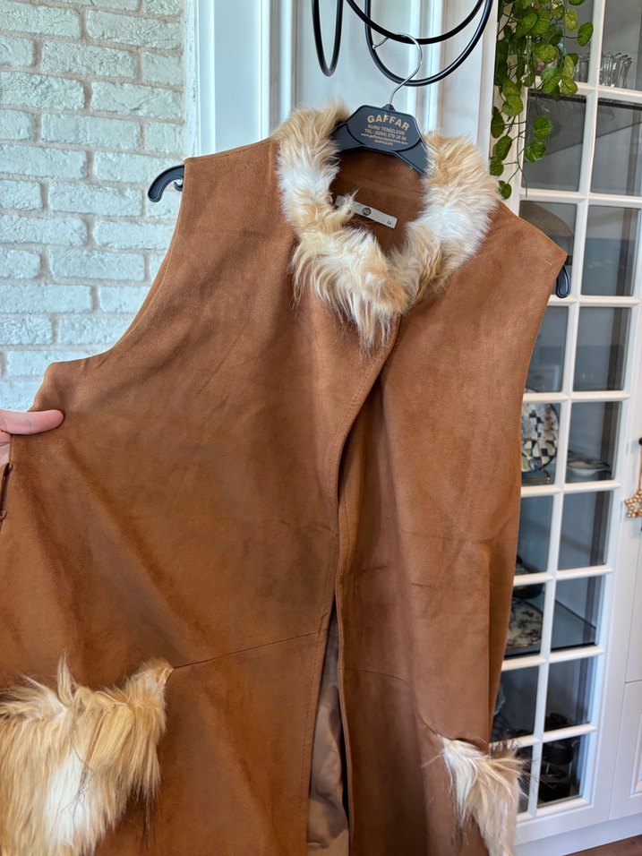 Kahverengi Süet Uzun Kürklü Kadın Yelek - Görsel 2