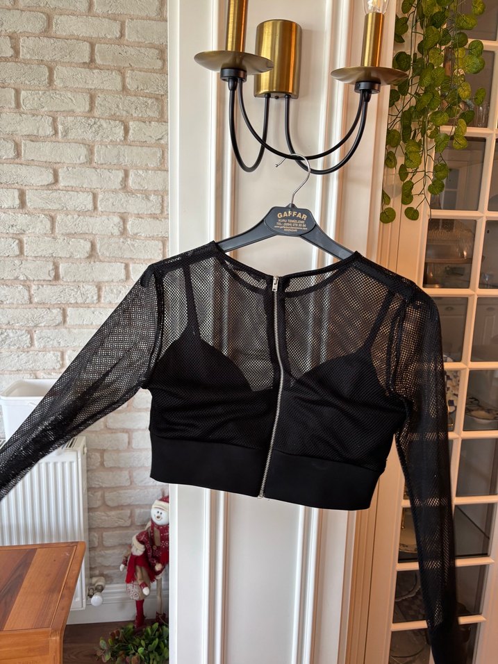 Siyah Dantelli Bluz - Görsel 4