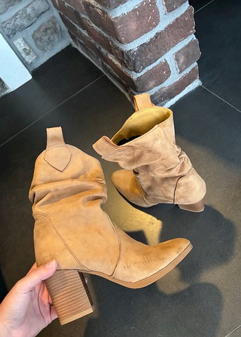 Süet Kadın Bot - Görsel 4