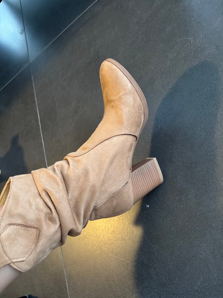 Süet Kadın Bot - Görsel 2