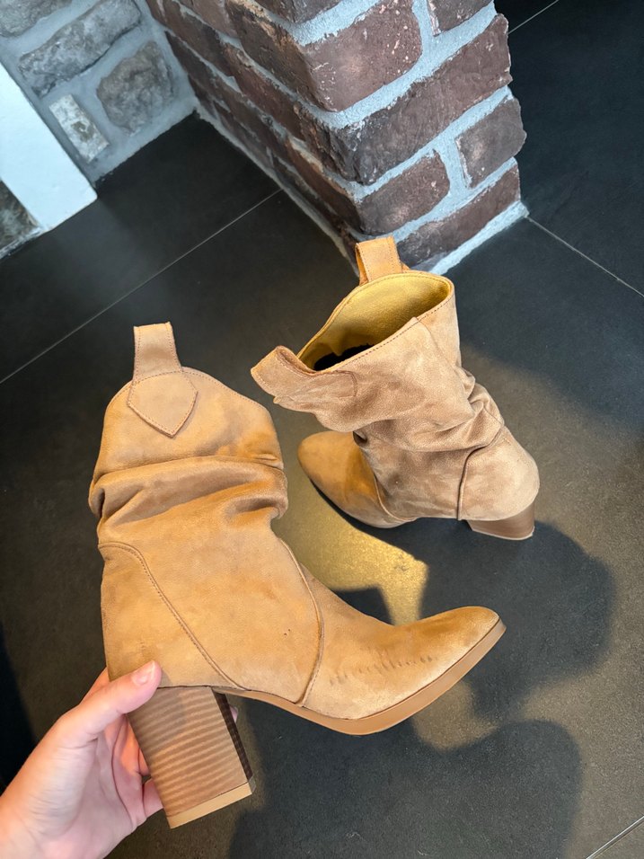 Süet Kadın Bot - Görsel 4