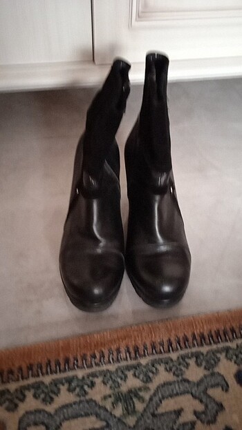 Kadın Bot - Görsel 2