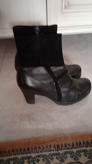 Kadın Bot - Görsel 3