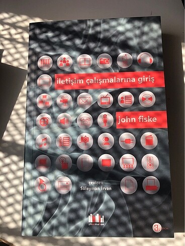 İletişim Çalışmalarına Giriş John Fiske