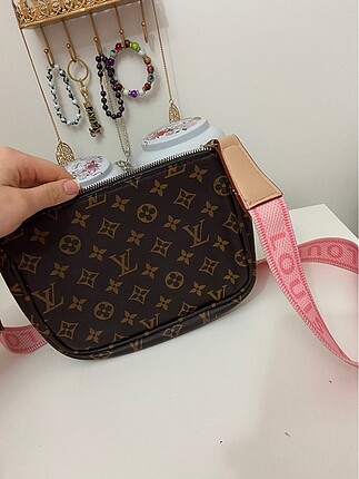 Louis Vuitton Canta