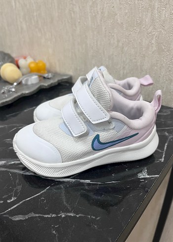 22 Beden Nike ayakkabı