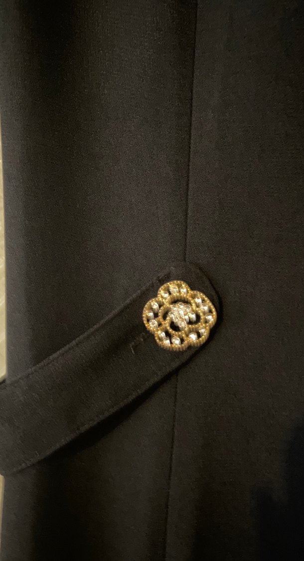 Düğmeli Siyah Midi Kadın Elbise - Görsel 2