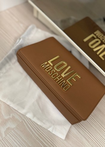 Love Moschino Kahverengi Zincir Detaylı Deri Çanta - Görsel 4