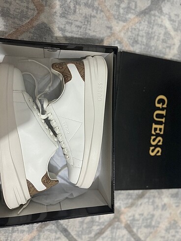 Guess GUESS bayan spor ayakkabı