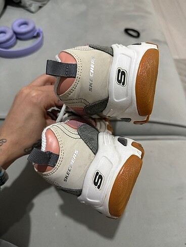 39 Beden beyaz Renk Skechers spor ayakkabı