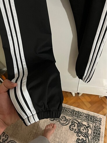 l Beden Adidas Eşofman L beden