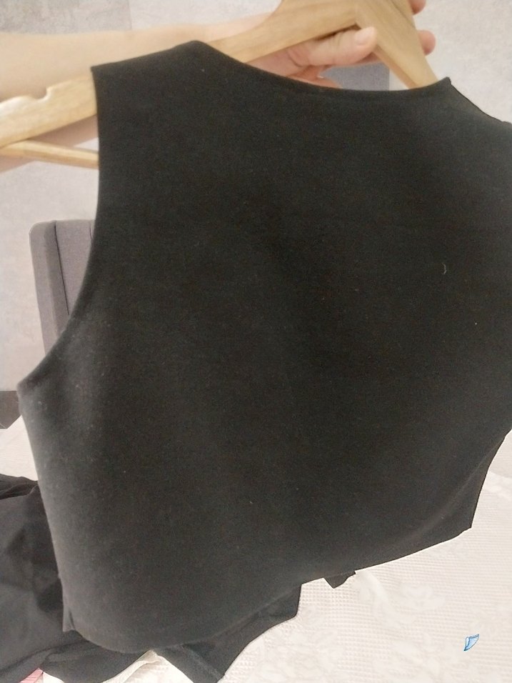 Düğmeli Siyah Kolsuz Kadın Yelek - Görsel 3