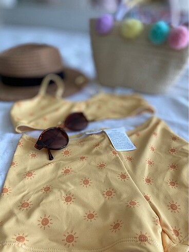 Zara çocuk bikini mayo yeni etiketli