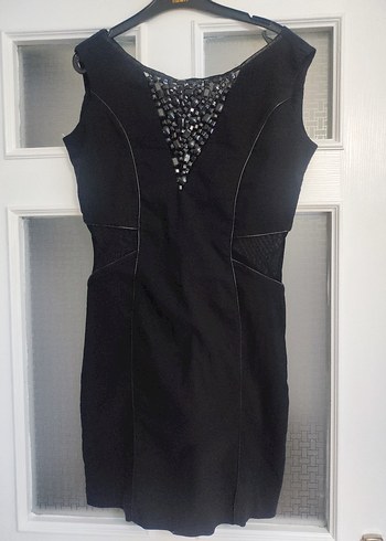 Siyah Mini V Yaka Boncuk İşlemeli  Elbise - Görsel 2