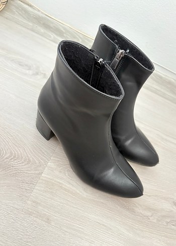 37 Beden Siyah Stiletto Topuklu Kadın Bot 37 Numara