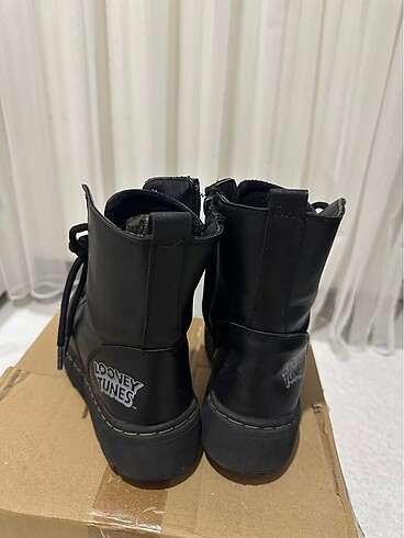 Zara Defacto kız çocuk bot