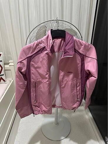 Zara mont