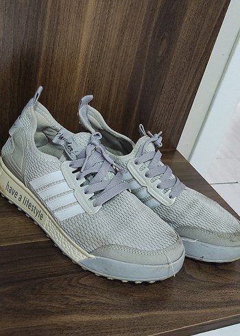 Kadın Gri Bağcıklı Spor Ayakkabı