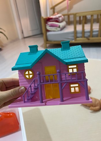Pastel Renkli Pembe Oyuncak Ev - Görsel 2