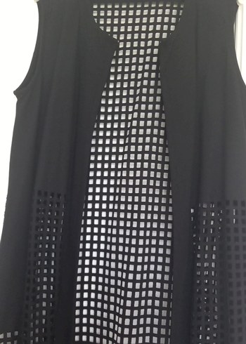 Siyah Uzun Kesim Yırtmaçlı Kadın Yelek - Görsel 2