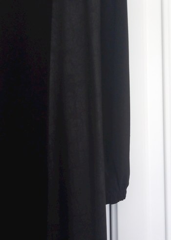 Siyah Uzun Kollu bir yanı nubuk elbise - Görsel 6