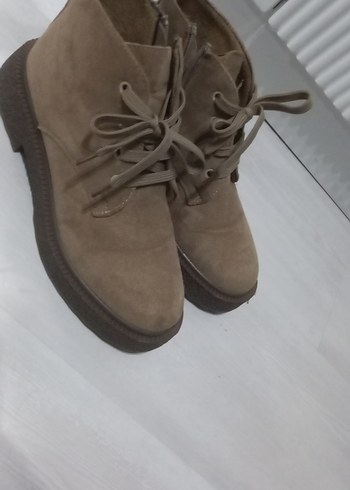 Bej Süet Stiletto Topuklu Kadın Bot - Görsel 4