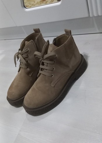 Bej Süet Stiletto Topuklu Kadın Bot - Görsel 2